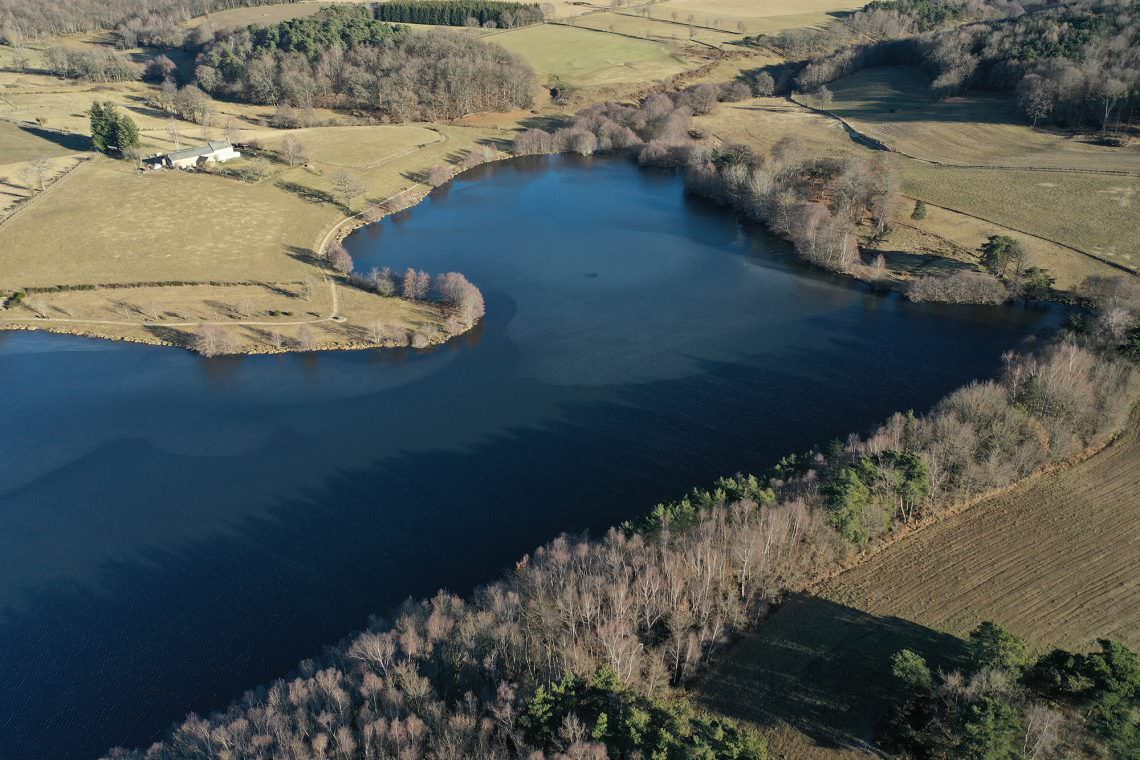 Le lac des Galens idéal en Pêche du bord