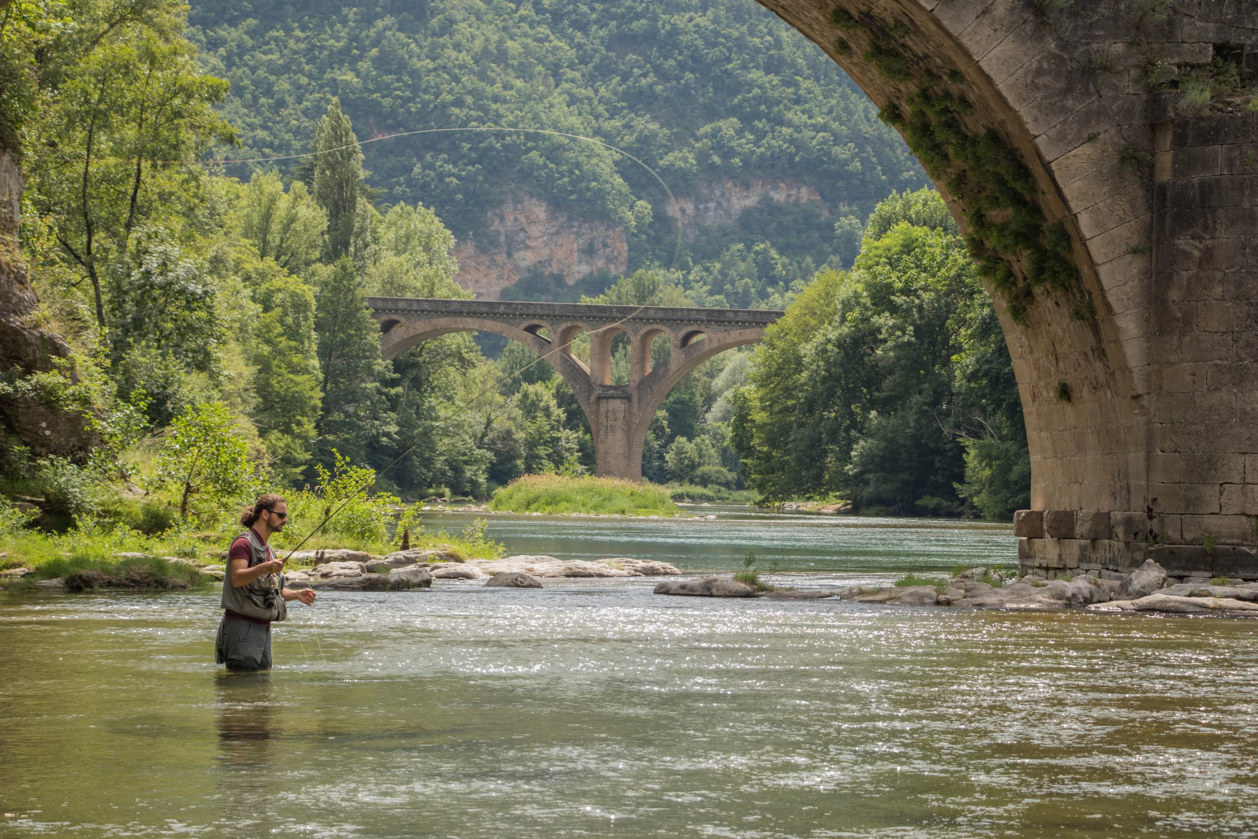 Pêche à la mouche dans les gorges du Tarn